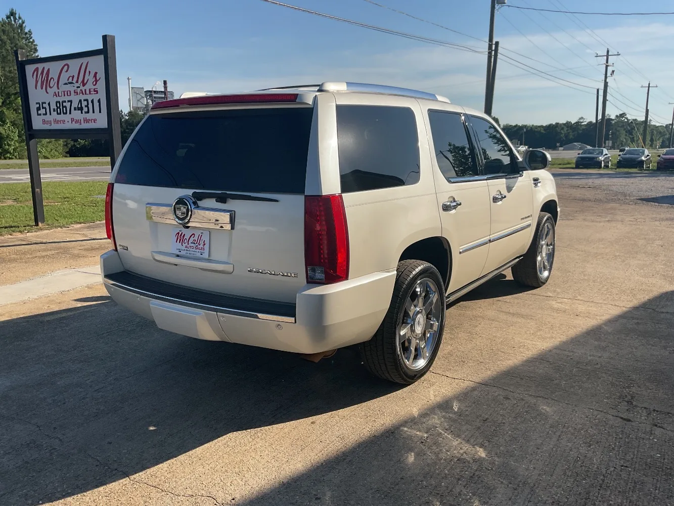 2009 Cadillac Escalade 2WD's photo