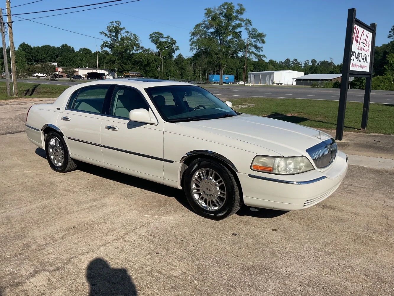 2006 Lincoln Town Car Signature Limited's photo